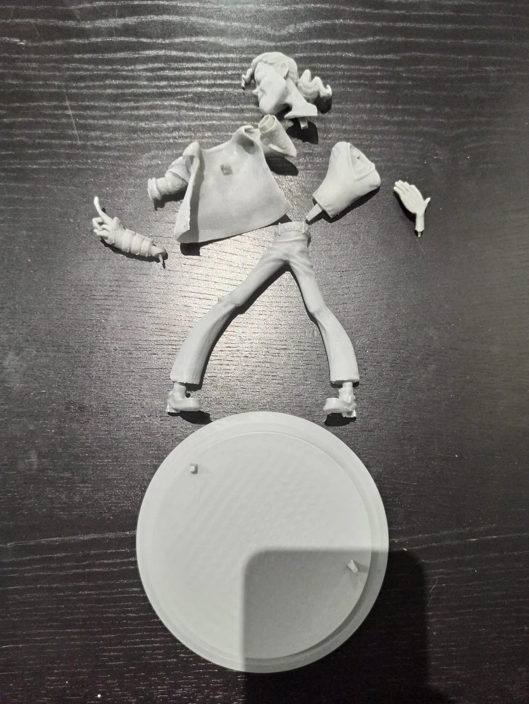 Estatueta colecionável impressa em resina 3D — processo 3