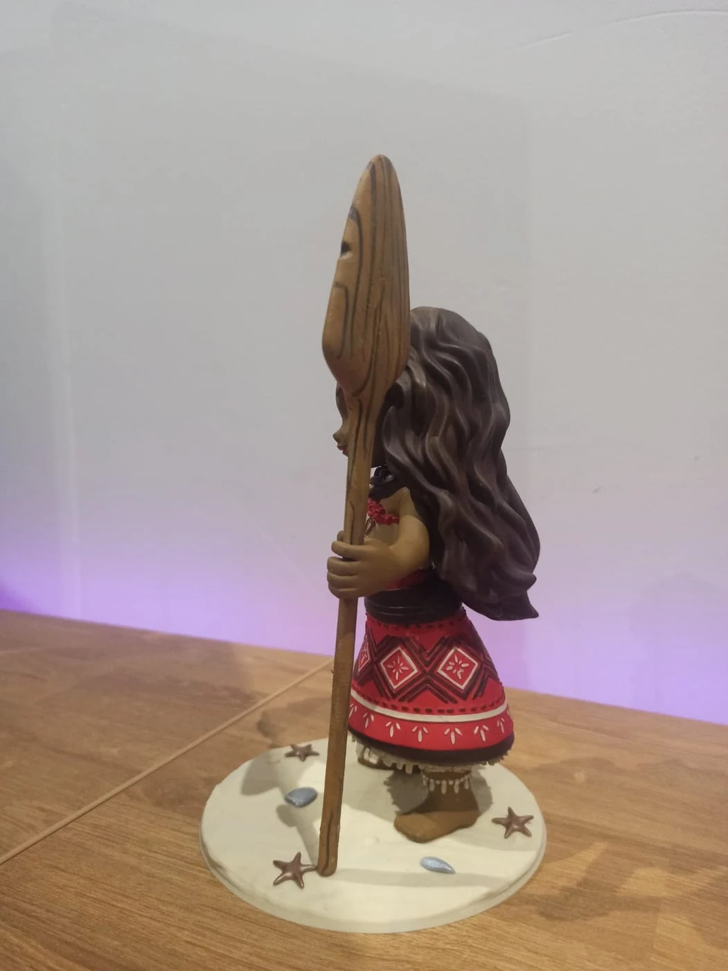 Estatueta colecionável impressa em resina 3D — fotografia 4