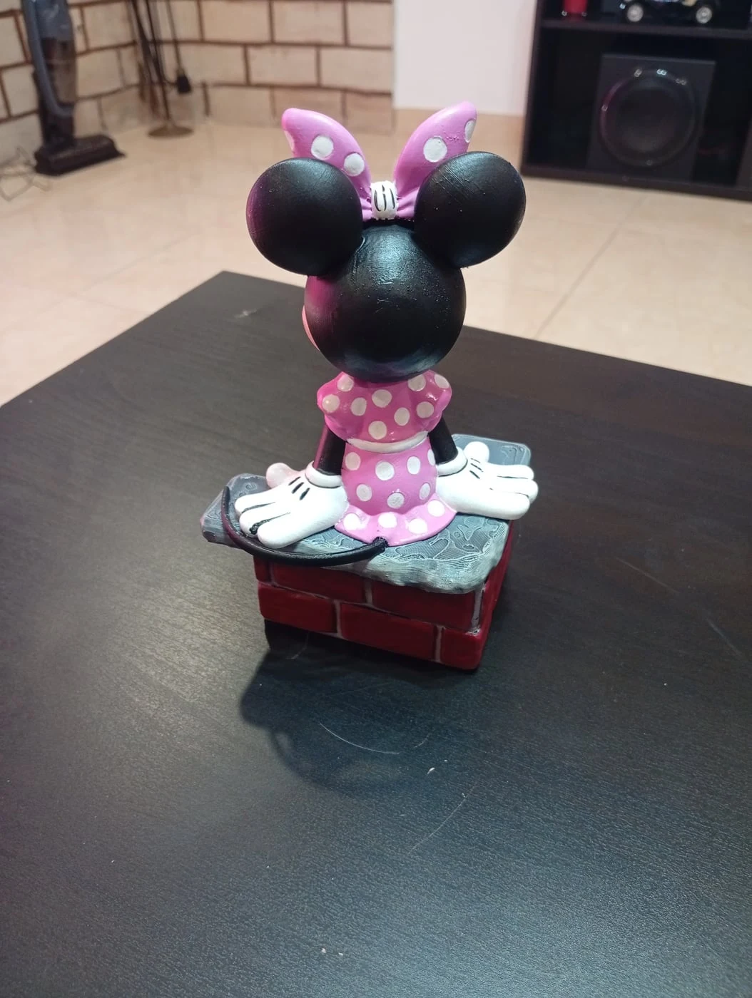 Estatueta colecionável impressa em resina 3D — fotografia 3