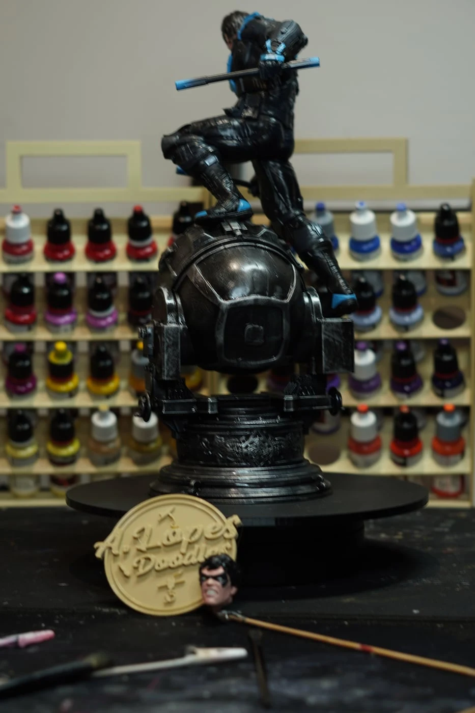 Estatueta colecionável impressa em resina 3D — fotografia 4