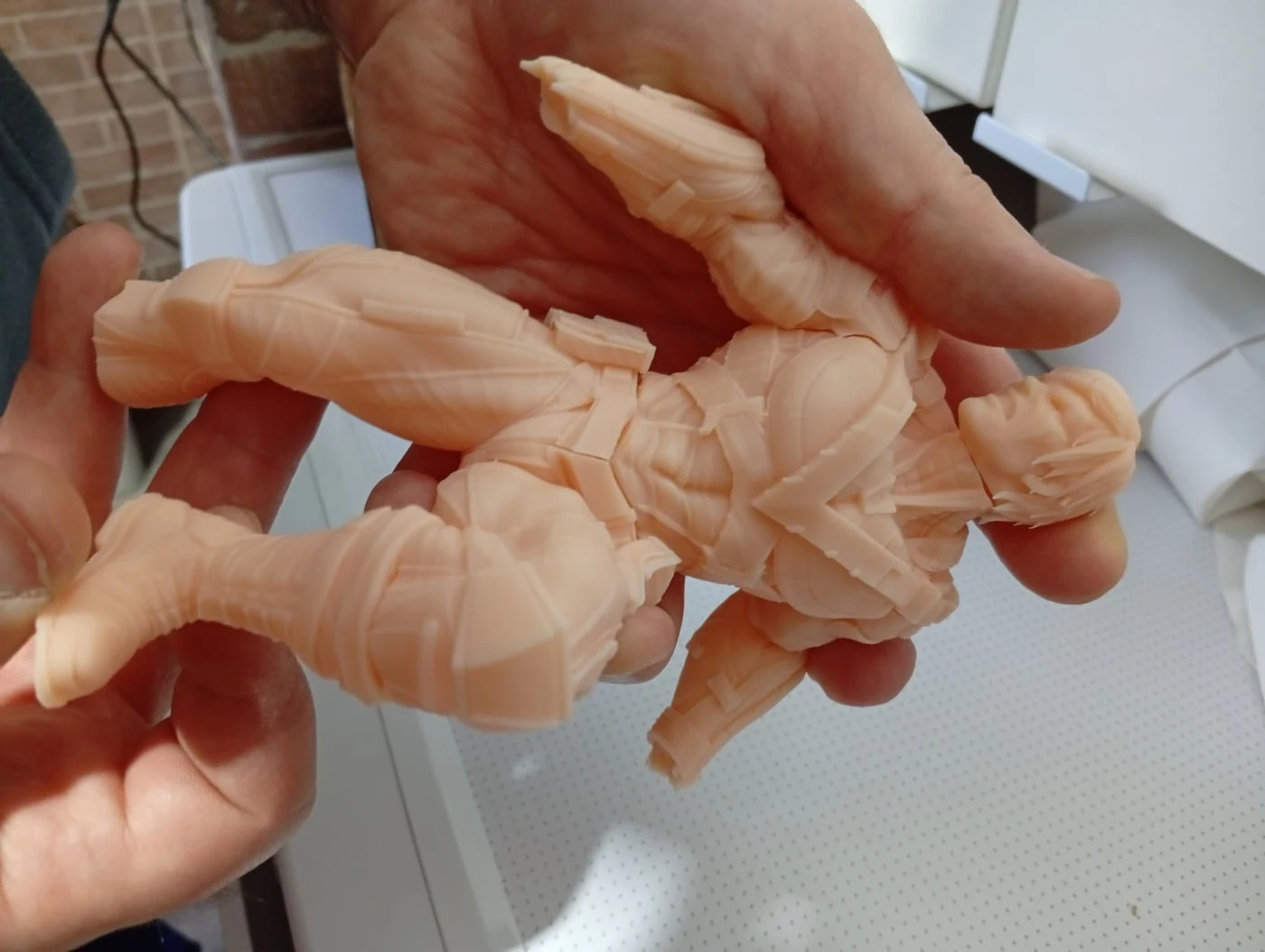 Estatueta colecionável impressa em resina 3D — processo 1