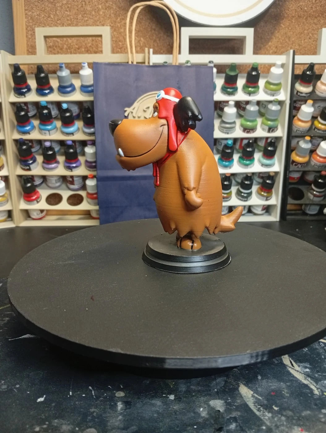 Estatueta colecionável impressa em resina 3D — fotografia 3