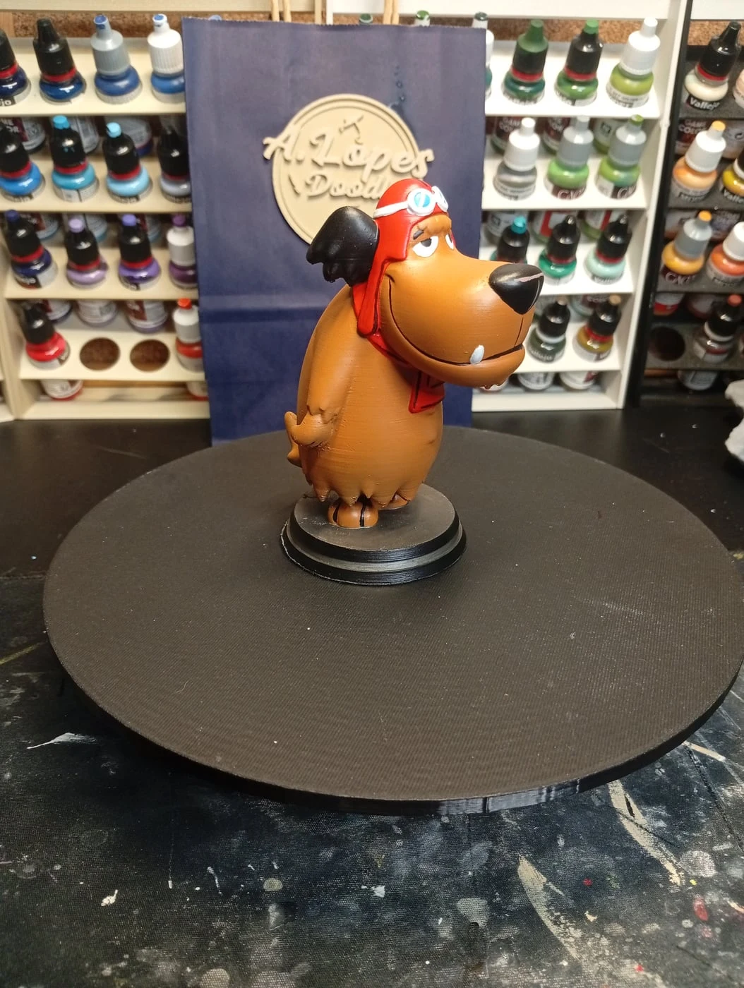 Estatueta colecionável impressa em resina 3D — fotografia 4