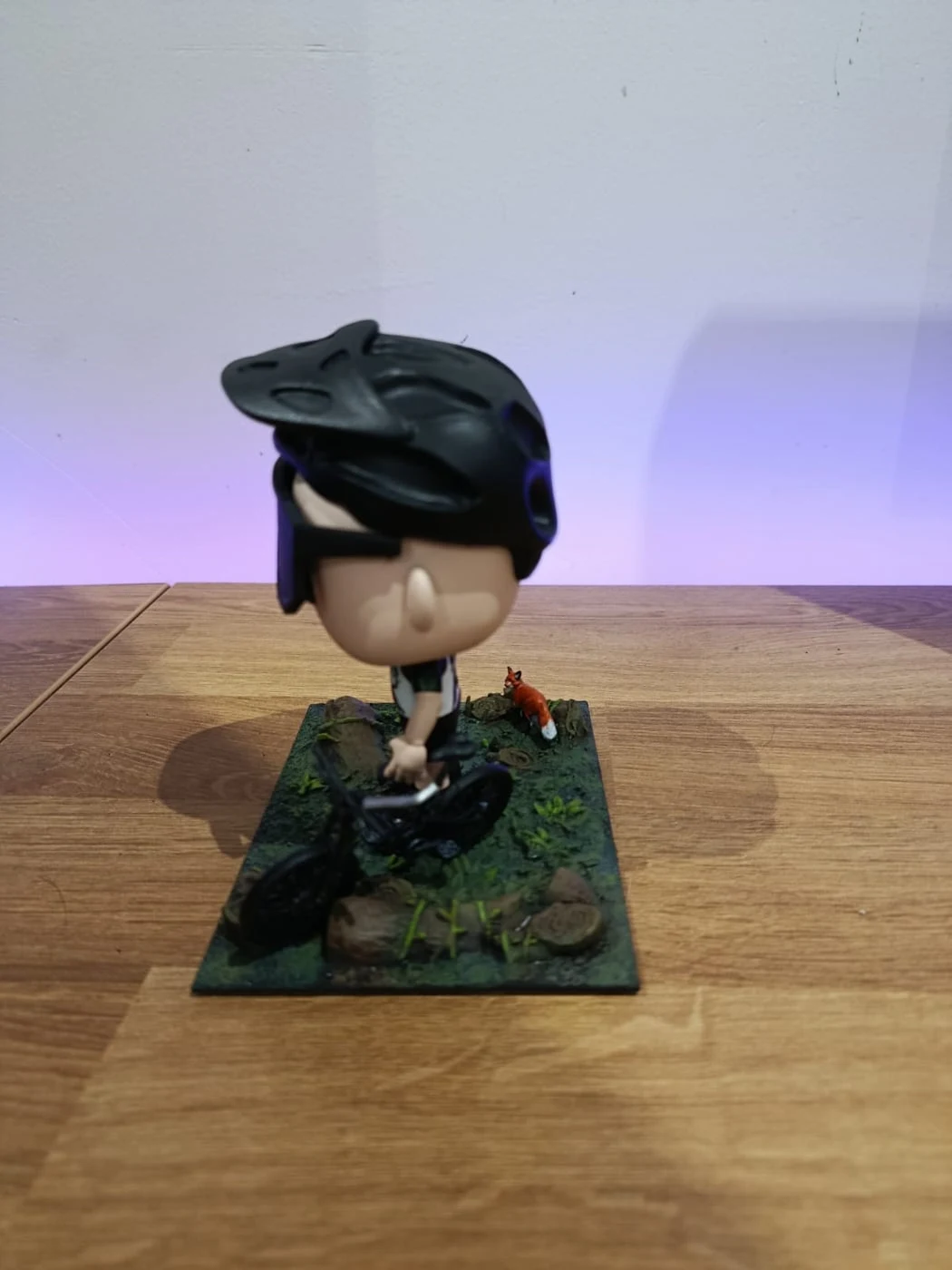 Figura mini-eu estilo Funko impressa em resina 3D — fotografia 5