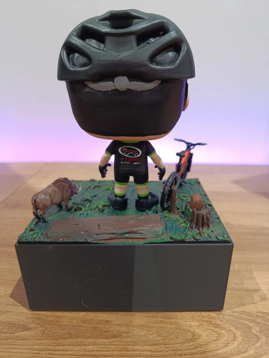 Figura mini-eu estilo Funko impressa em resina 3D — fotografia 7