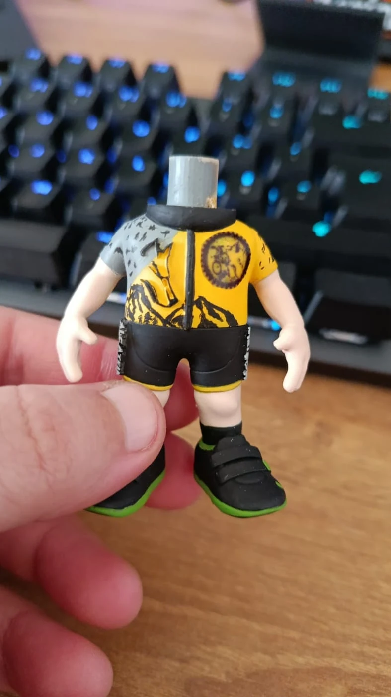 Figura mini-eu estilo Funko impressa em resina 3D — fotografia 3