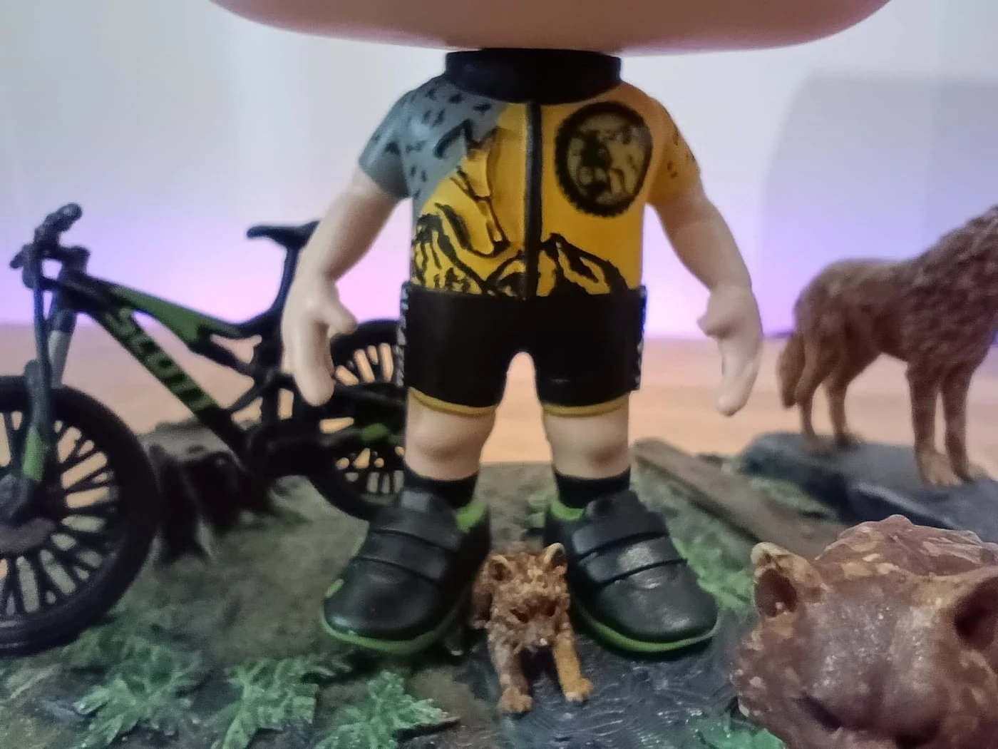 Figura mini-eu estilo Funko impressa em resina 3D — fotografia 9