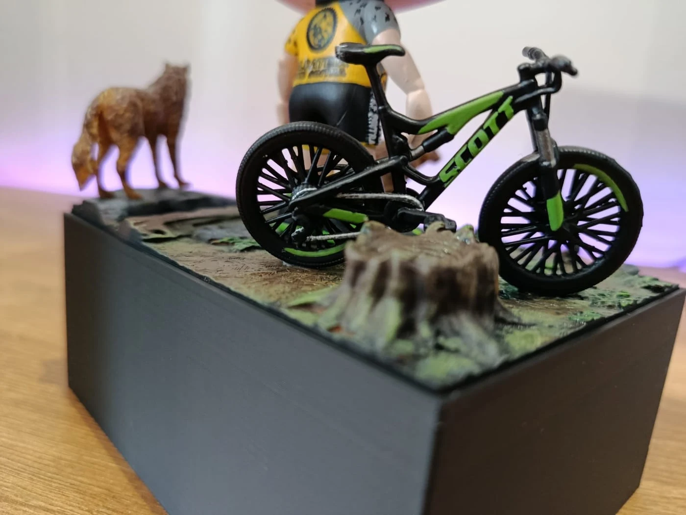 Figura mini-eu estilo Funko impressa em resina 3D — fotografia 10