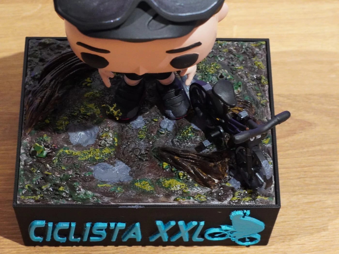 Figura mini-eu estilo Funko impressa em resina 3D — fotografia 5