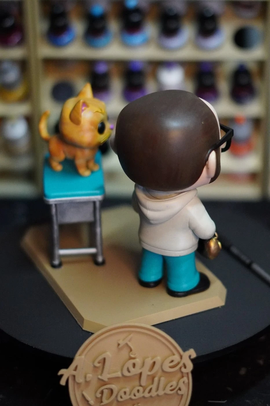 Figura mini-eu estilo Funko impressa em resina 3D — fotografia 2