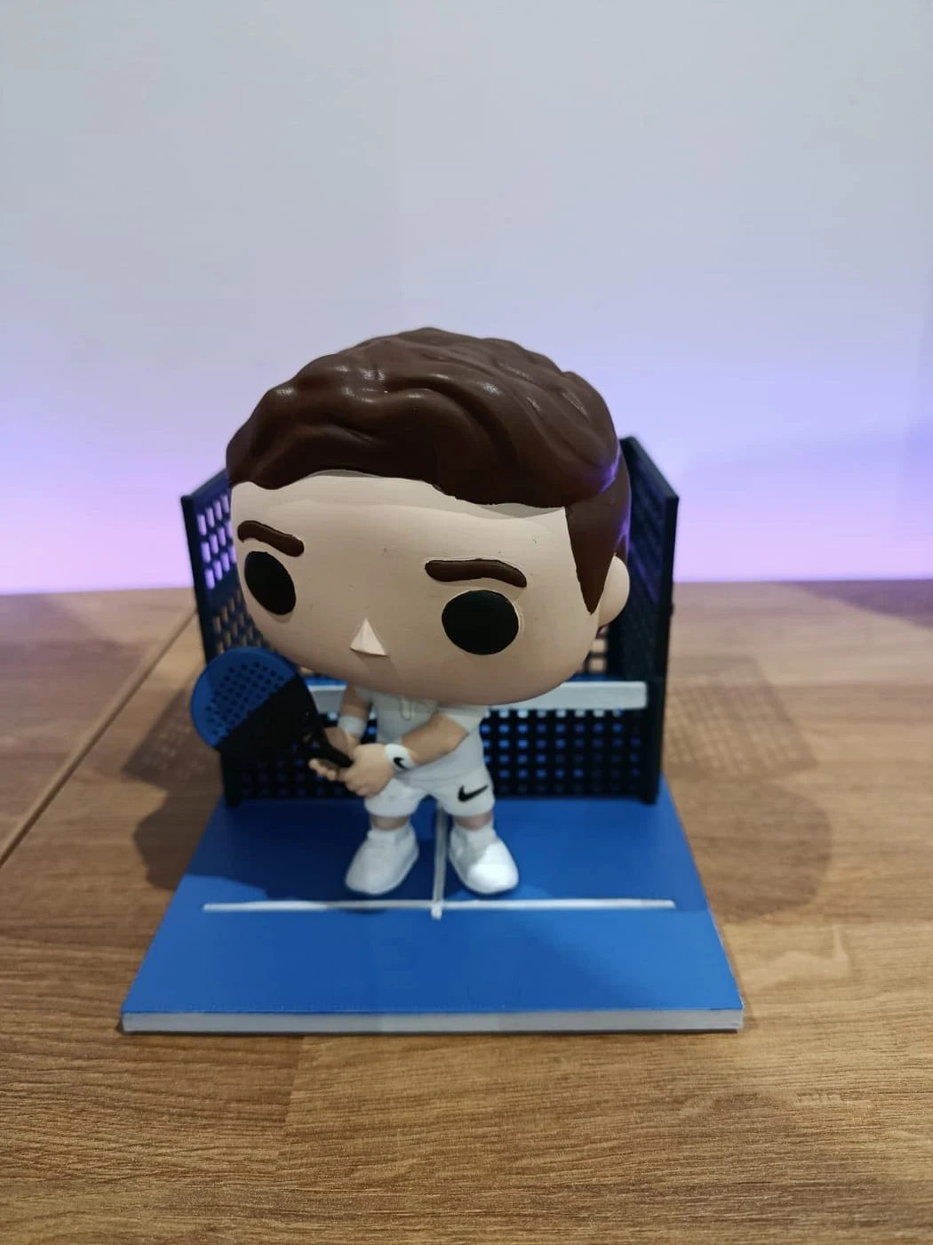 Figura mini-eu estilo Funko impressa em resina 3D