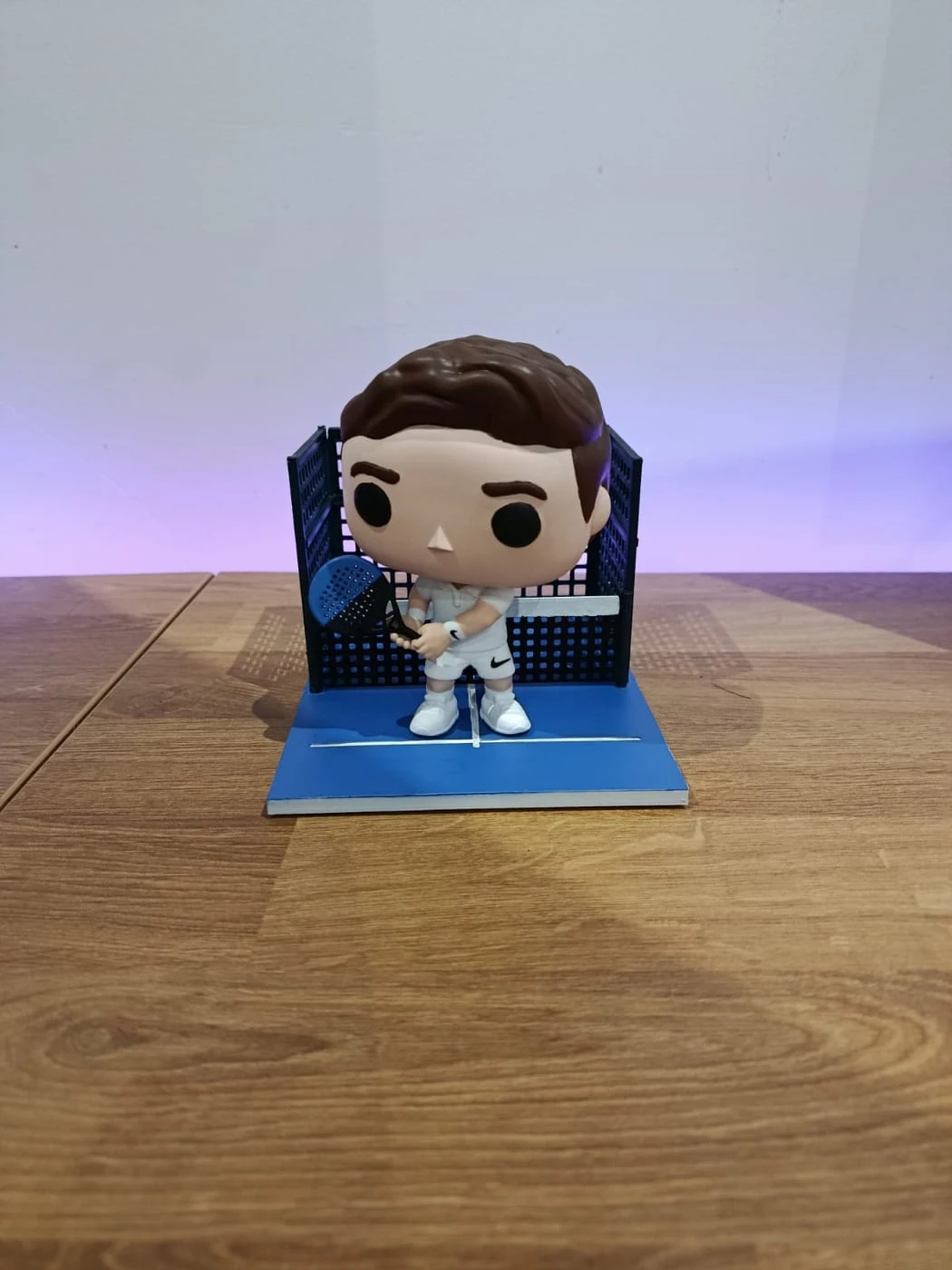 Figura mini-eu estilo Funko impressa em resina 3D — fotografia 4