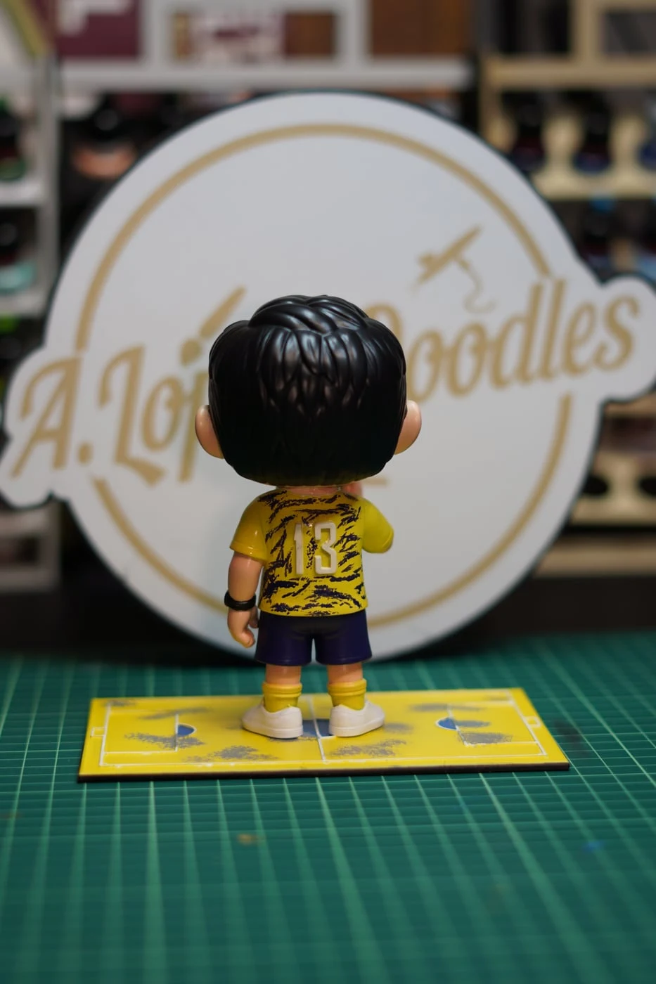 Figura mini-eu estilo Funko impressa em resina 3D — fotografia 3