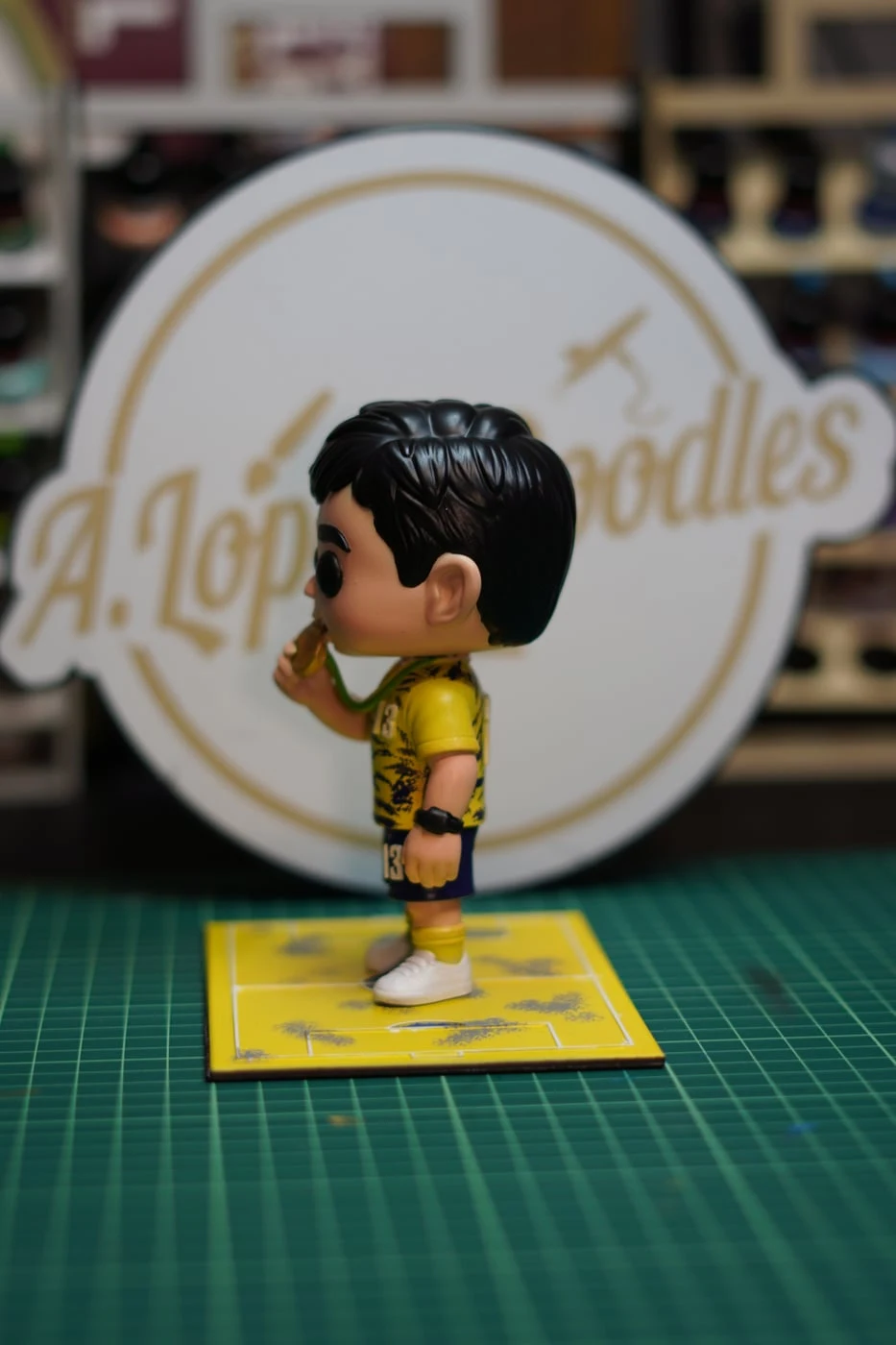 Figura mini-eu estilo Funko impressa em resina 3D — fotografia 4