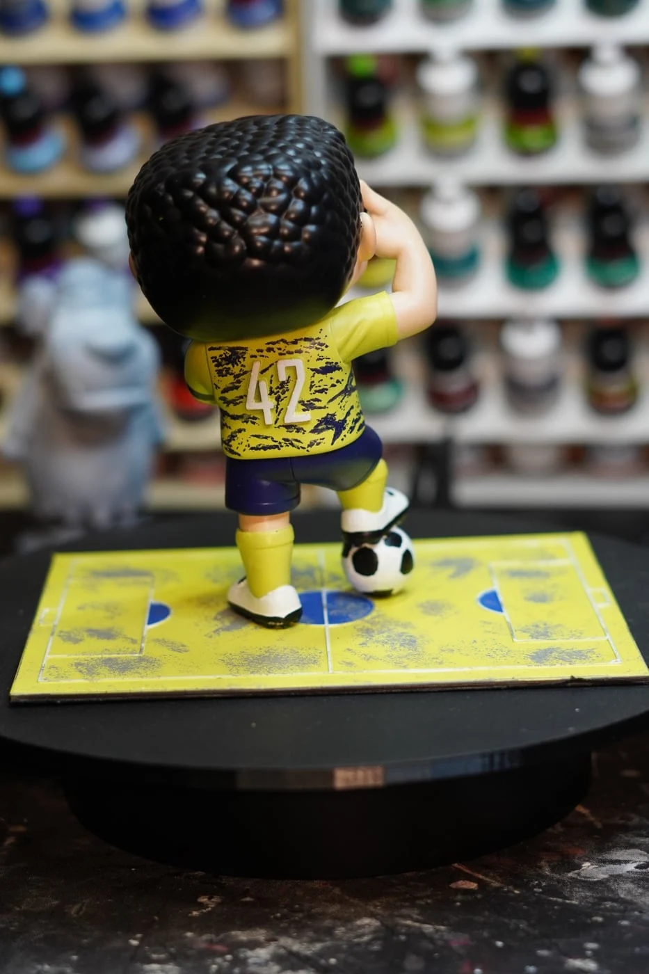 Figura mini-eu estilo Funko impressa em resina 3D — fotografia 4
