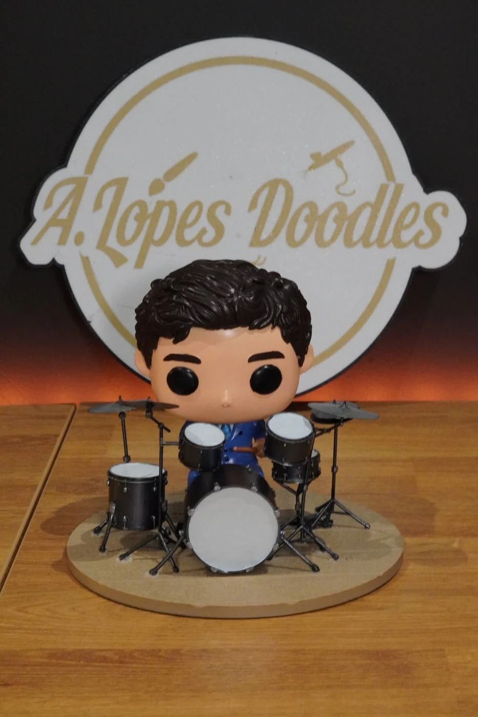 Figura mini-eu estilo Funko impressa em resina 3D