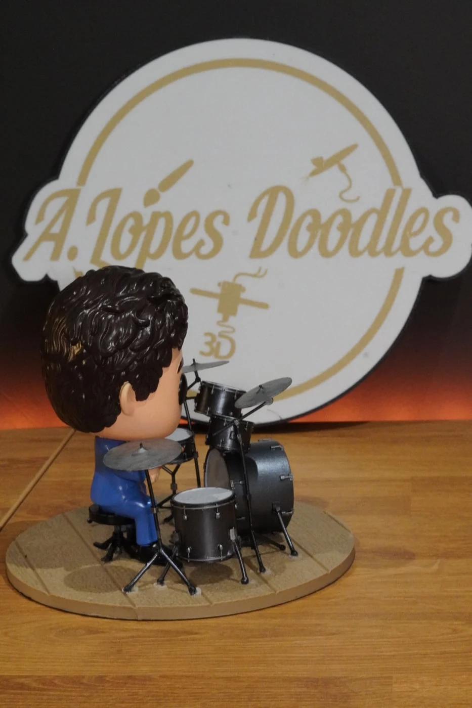 Figura mini-eu estilo Funko impressa em resina 3D — fotografia 2